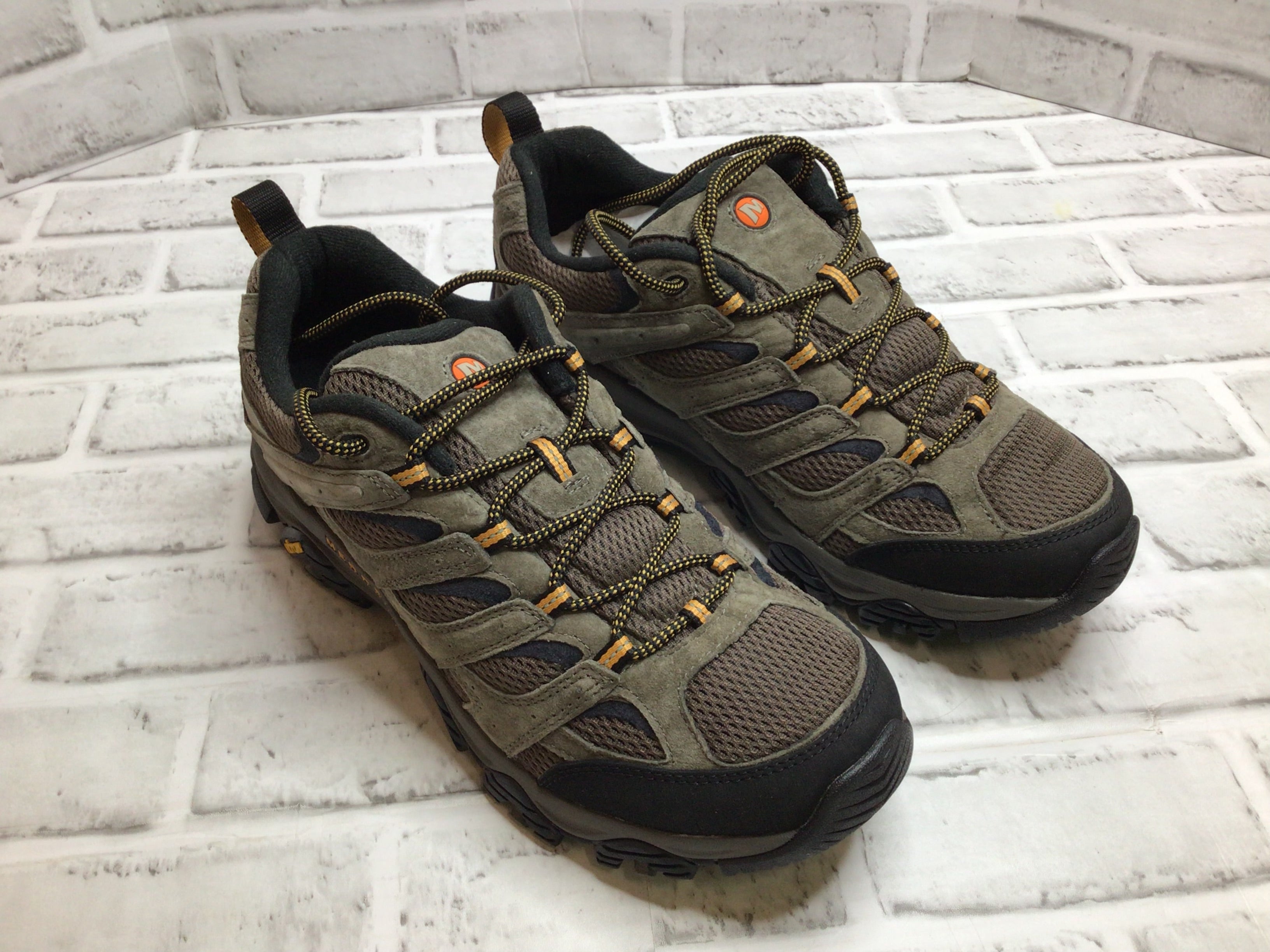 Merrell Mens Moab 3 Hiking Shoe Walnut Brown Size 11 Vibram Soles (8080210034926)
